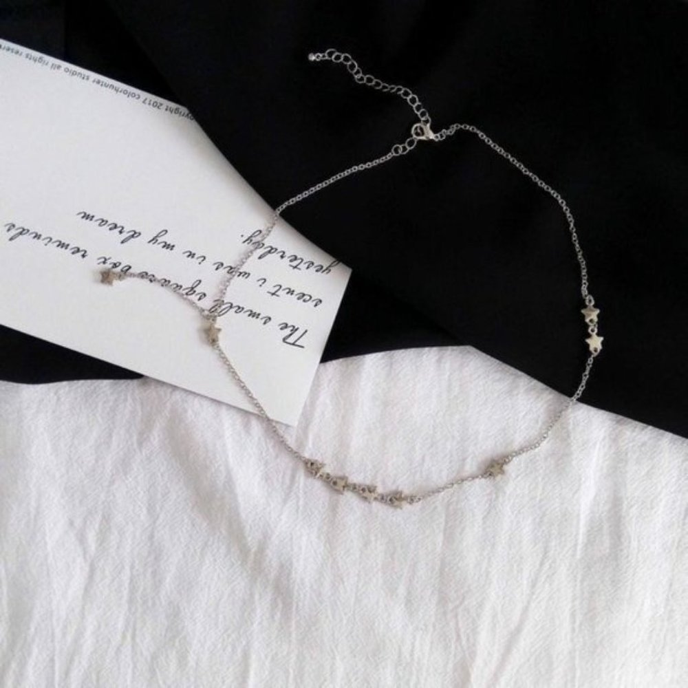 Stars Choker Necklace - Picture 2 of 3